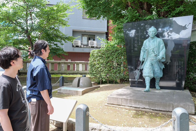 日本一の大きさを誇る御神輿！？　江戸三大祭りの一角を担う、富岡八幡宮にてランパンプスが合格祈願！