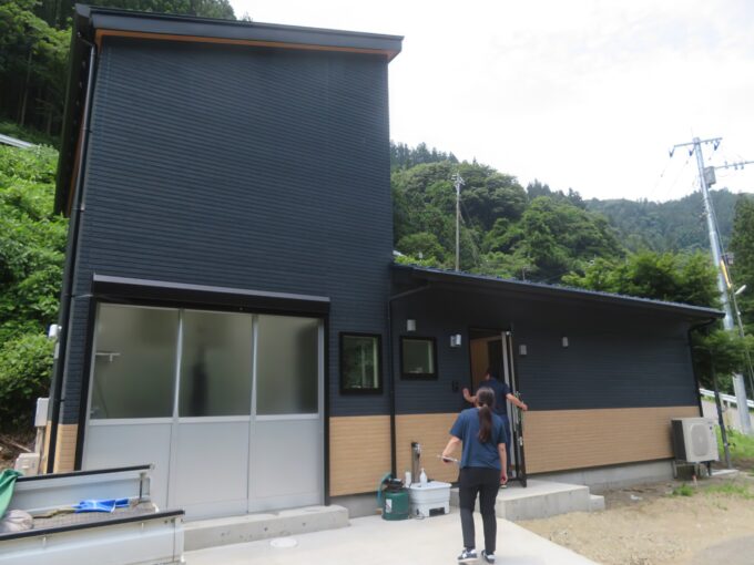 完成した「ナンモクジビエ」建物外観