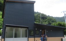 群馬・南牧村「シカ肉を特産に」元地域おこし協力隊員の新たなる挑戦