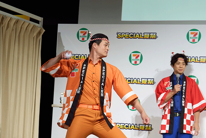 セブン-イレブンが「お得」「限定」「楽しさ」を意識した7月限定キャンペーン『SPECIAL 夏祭』を実施 ティモンディも気合い充分「7月はセブンに行くしかない!」