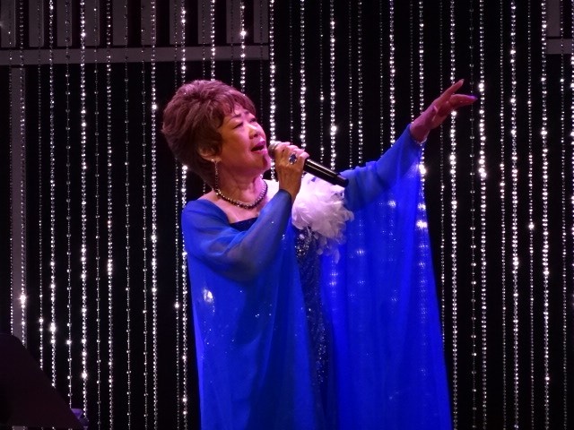 秋元順子