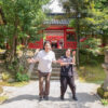 息を止めて3周回ると願いが叶う泉！？　白蛇龍神を祀る、金澤神社にてランパンプスが合格祈願！