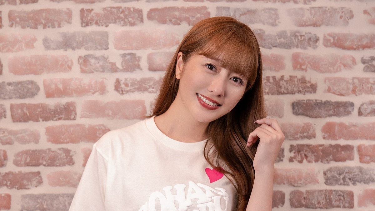 佐々木彩夏の0100』1周年記念 特別デザインTシャツの販売決定