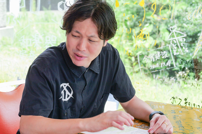 複数の学問を融合して社会課題を解決！？　分野を横断して学ぶ、金沢大学の学生にランパンプスがインタビュー！
