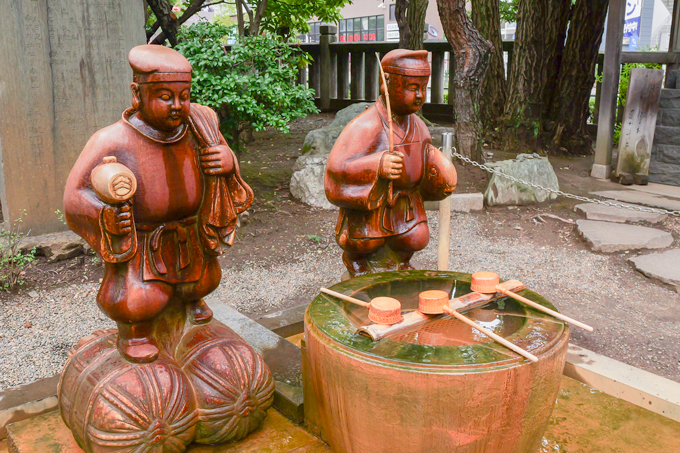スポーツ振興の神様！？　オリンピック金メダリストも通う、亀戸香取神社にてランパンプスが合格祈願！