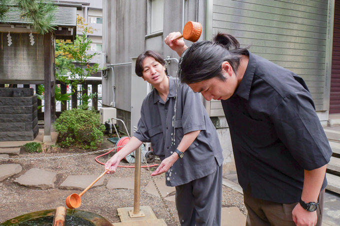 スポーツ振興の神様！？　オリンピック金メダリストも通う、亀戸香取神社にてランパンプスが合格祈願！