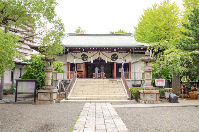 スポーツ振興の神様！？　オリンピック金メダリストも通う、亀戸香取神社にてランパンプスが合格祈願！