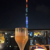 夜のルーフトップテラス