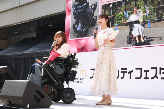 佐々木彩夏、熊谷実帆アナウンサー