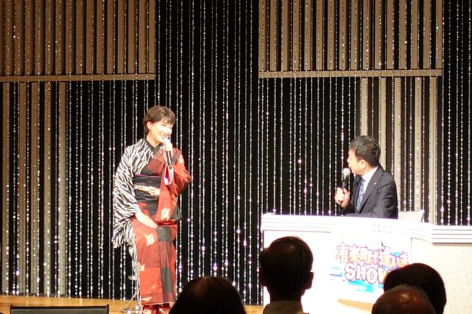 市川由紀乃、中山秀征