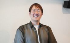 会社員と劇団運営の”二足のわらじ”で活動 「両方があることで人生を後悔なく送れている」