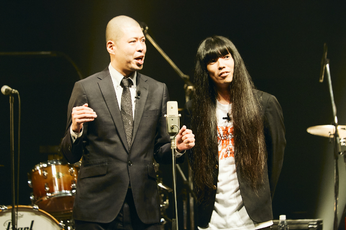 金属バット　Photo by 新保勇樹