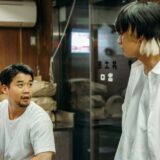 (C)2025 映画「愚か者の身分」製作委員会