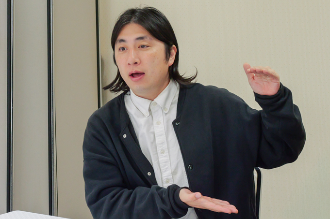 ひとり一回鐘がつける!? 古くから学問の神様を祀る、神社前鳥神社にてランパンプスが合格祈願!