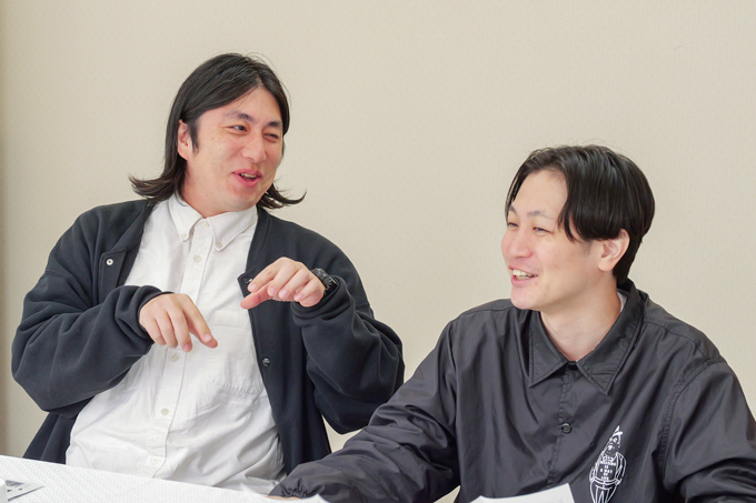 ひとり一回鐘がつける!? 古くから学問の神様を祀る、神社前鳥神社にてランパンプスが合格祈願!