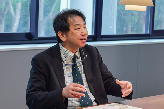 ソーラーカーでオーストラリアを縦断！？　日本で最大の学部数を誇る、東海大学にてランパンプスが徹底取材！