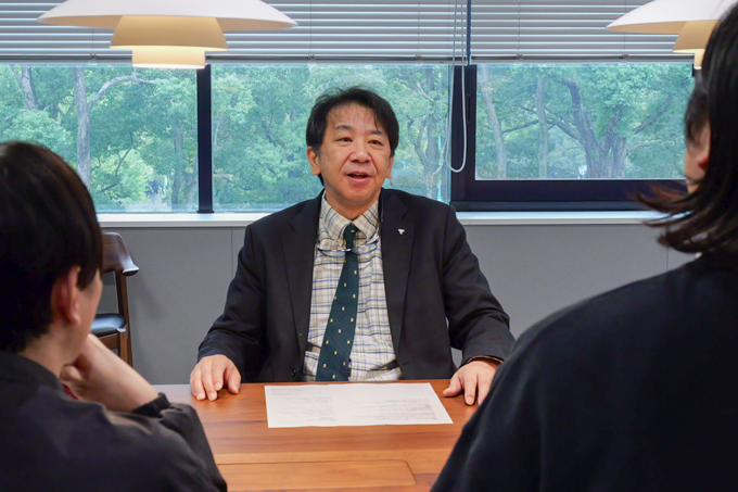 ソーラーカーでオーストラリアを縦断！？　日本で最大の学部数を誇る、東海大学にてランパンプスが徹底取材！