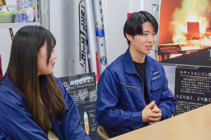 学生だけでロケット打ち上げ！？　航空宇宙学を学ぶ東海大学の学生にランパンプスがインタビュー！