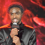 ルーカス役のケイレブ・マクラフリン