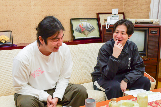 カラスが導いた神の島？！　平清盛公も信仰した世界遺産、嚴島神社にてランパンプスが合格祈願！