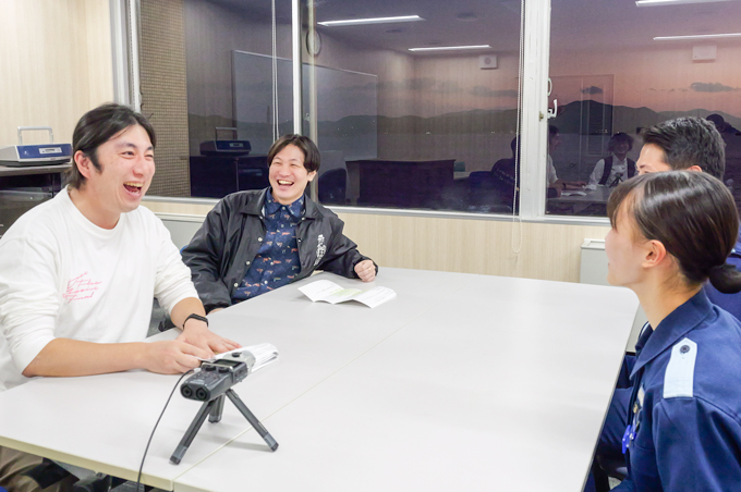 日本の海を守る！　『海猿』に憧れた二人の海上保安大学校の学生にランパンプスがインタビュー！