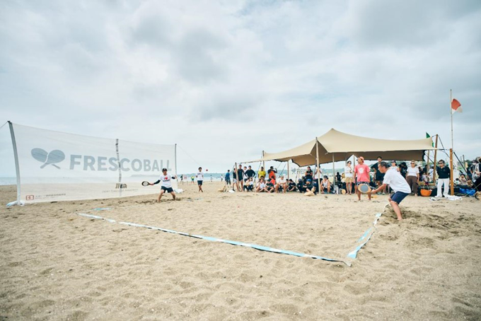 2013年に日本では三浦海岸から始まったブラジル発のスポーツ“フレスコボール”の記念大会も開催