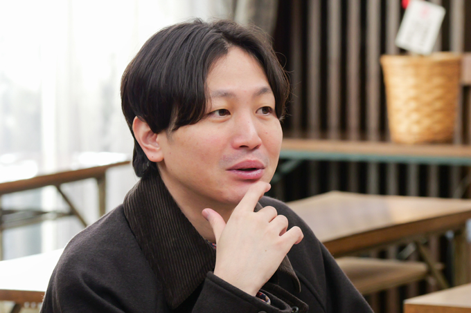 怪談会やコスプレイベントも!? 地域に開かれた新宿下落合氷川神社にてランパンプスが合格祈願!