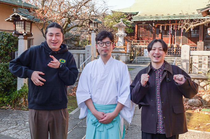 怪談会やコスプレイベントも!? 地域に開かれた新宿下落合氷川神社にてランパンプスが合格祈願!
