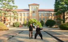 「自分で考え、動く」を育てる大学！？　語学力と自主性を磨く、津田塾大学にてランパンプスが徹底取材！