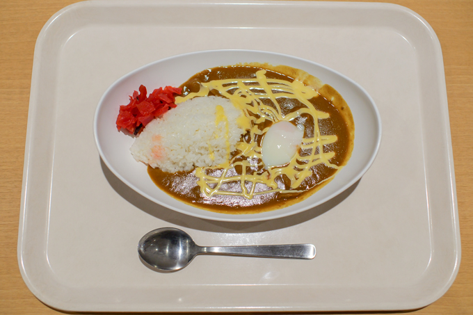 「自分で考え、動く」を育てる大学！？　語学力と自主性を磨く、津田塾大学にてランパンプスが徹底取材！