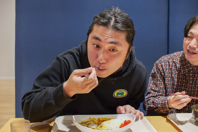 「自分で考え、動く」を育てる大学！？　語学力と自主性を磨く、津田塾大学にてランパンプスが徹底取材！