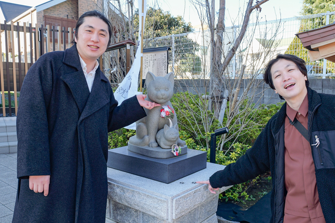 黒猫が導く必勝の神社！？　猫神社とも呼ばれる妙義神社にてランパンプスが合格祈願！