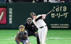 江本氏「高めの抜け球が強い」巨人の新外国人・ダルベックが来日初本塁打！