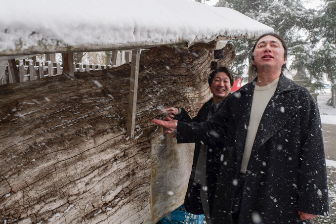潜在能力を強化する！？　2体1組の強運お守りを授ける、伊佐須美神社にてランパンプスが合格祈願！