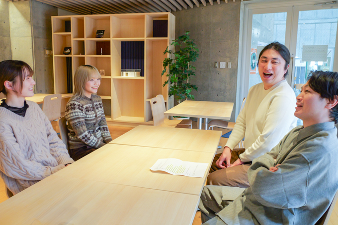 VR研究にサイバーセキュリティ！？　情報系単科大学、会津大学の学生にランパンプスがインタビュー！