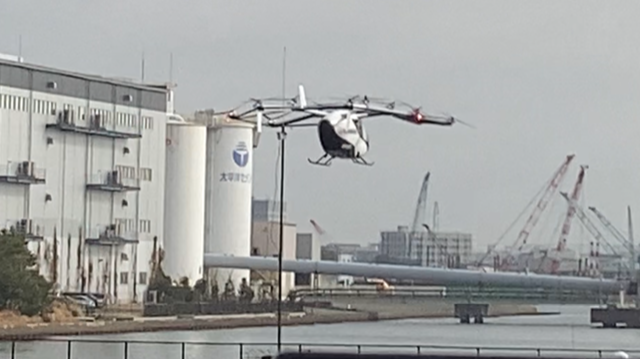 「空飛ぶクルマ」デモ飛行で思い出した国民的漫画のワンシーン