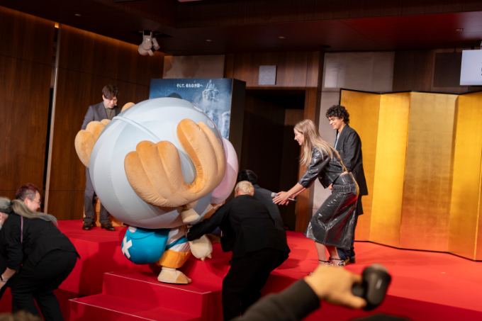 新田真剣佑「本当に100人斬っています」と堂々宣言。『ONE PIECE』麦わらの一味が来日