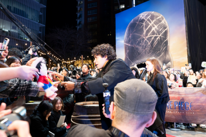 麦わらの一味がレッドカーペットに登場！ 『ONE PIECE』シーズン2〜ファンイベント〜