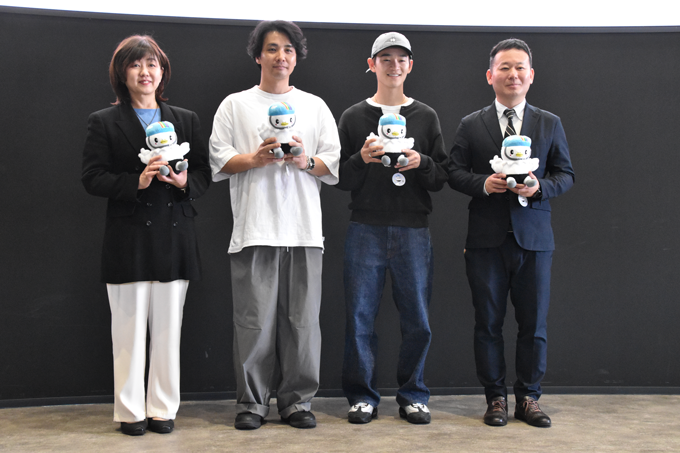 （左から）松本亜紀氏、内野洋平選手、白井空良選手、岡田健吾氏