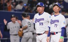 中日・カリステ、目測を誤り…中田翔氏「前に一歩切っちゃったので」