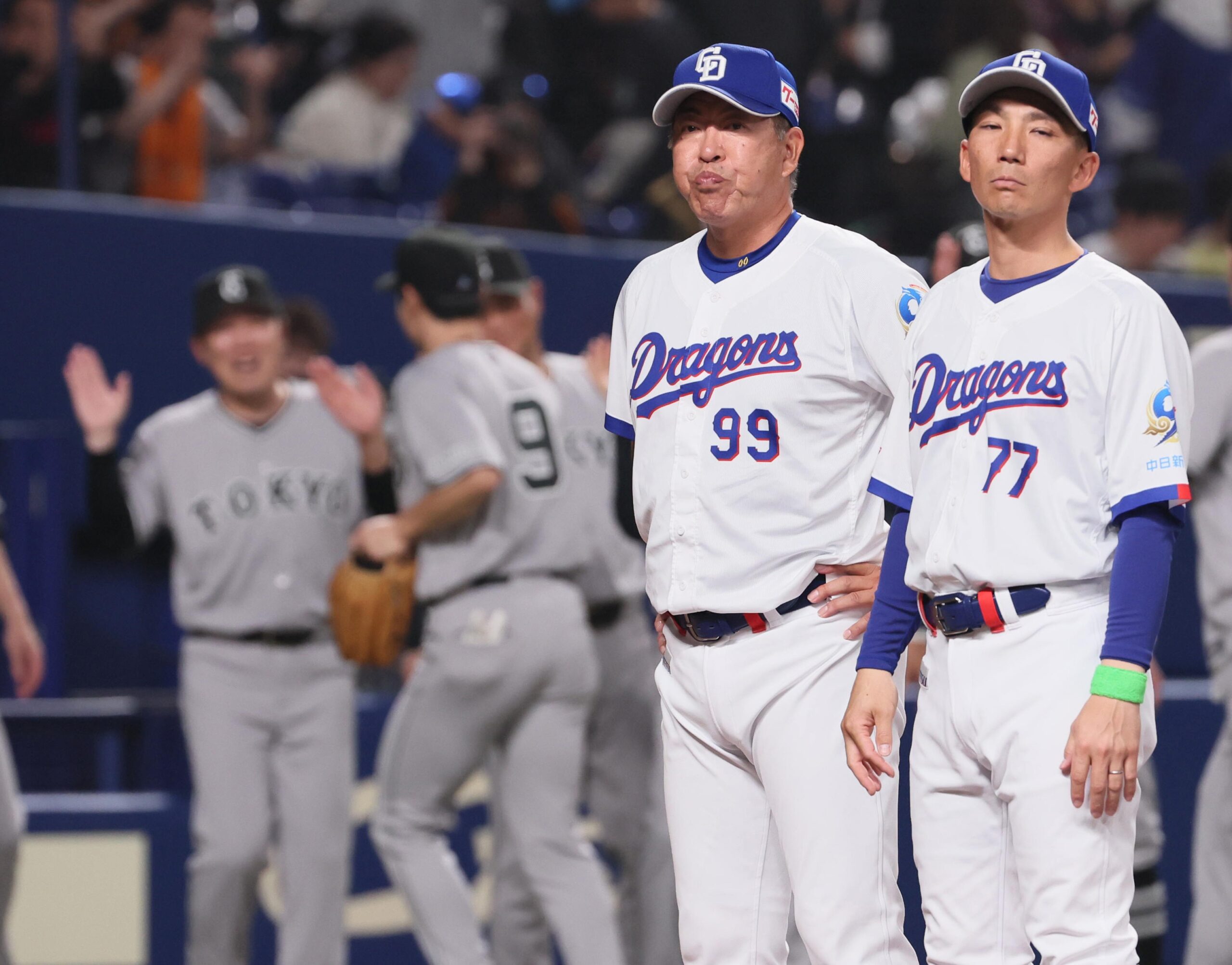 中日・カリステ、目測を誤り…中田翔氏「前に一歩切っちゃったので」