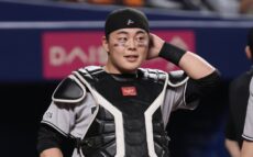 強肩炸裂！巨人・山瀬が盗塁を刺した！福留孝介氏「田中選手がかなり前でアウトになりましたよ」