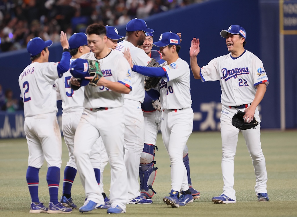 福留孝介氏、中日・細川の守備のミスに「慌てる必要がない」