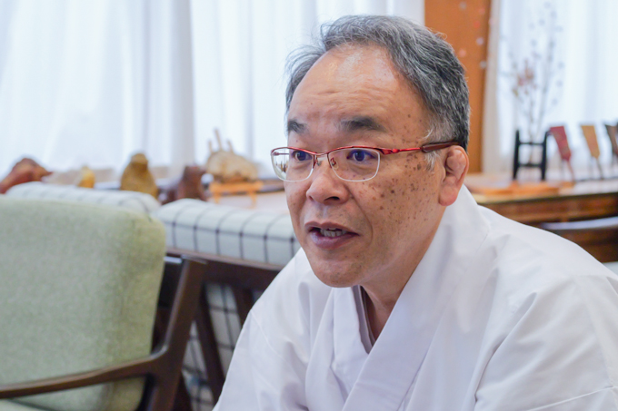 見た目は7社、中身は56神！？　祈りの集積地、静岡浅間神社でランパンプスが合格祈願！