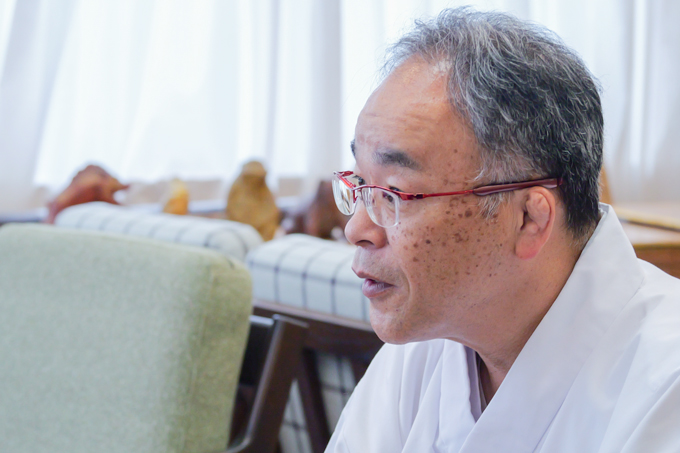 見た目は7社、中身は56神！？　祈りの集積地、静岡浅間神社でランパンプスが合格祈願！