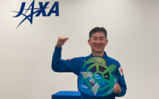 油井亀美也さん記者会見　宇宙からの様々な視点