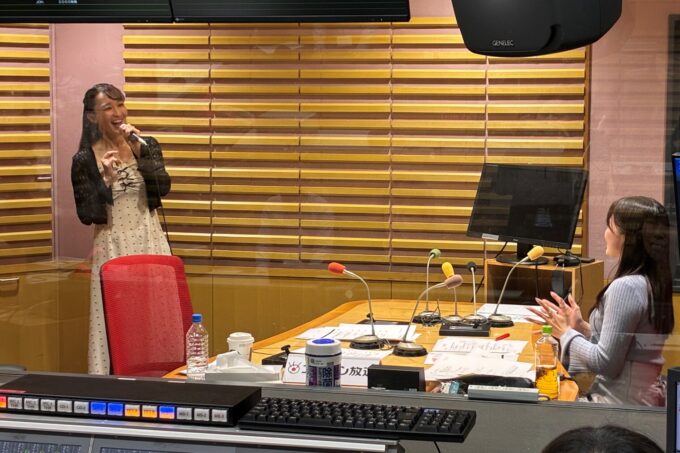 有沙瞳、前島花音アナウンサー