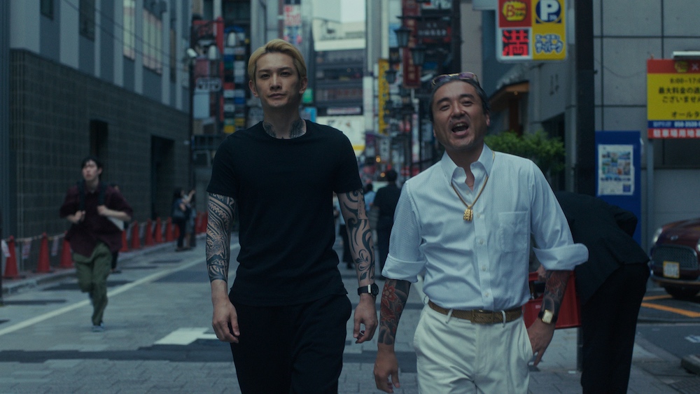 Netflixシリーズ『九条の大罪』柳楽優弥×松村北斗、法とモラルの境界線に迫るリーガル・サスペンスの写真