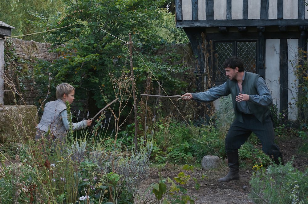 Netflixシリーズ『九条の大罪』柳楽優弥×松村北斗、法とモラルの境界線に迫るリーガル・サスペンスの写真