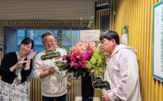 東島衣里アナウンサー、サンドウィッチマン